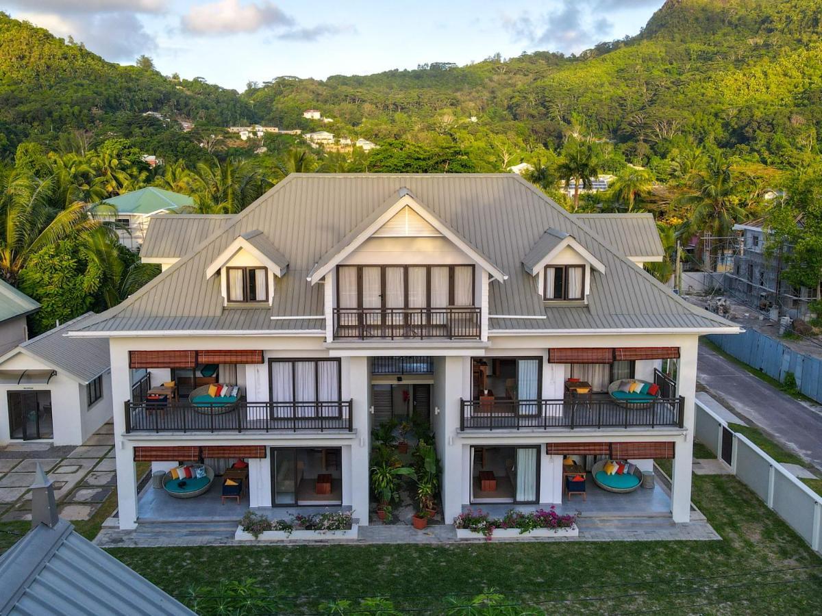Nautilus Apartments Anse Royale Bagian luar foto