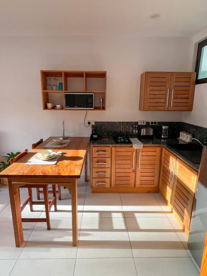 Nautilus Apartments Anse Royale Bagian luar foto